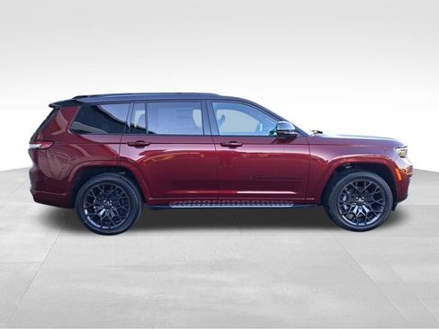 New 2025 Jeep Grand Cherokee L Summit AWD/4WD image 7