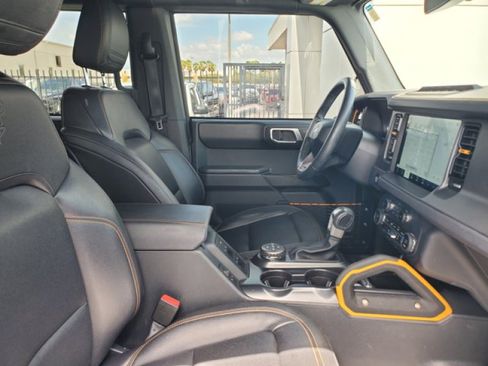 Used 2024 Ford Bronco Badlands AWD/4WD image 32