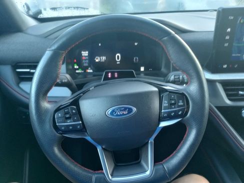 Certified 2025 Ford Explorer ST-Line AWD/4WD image 26