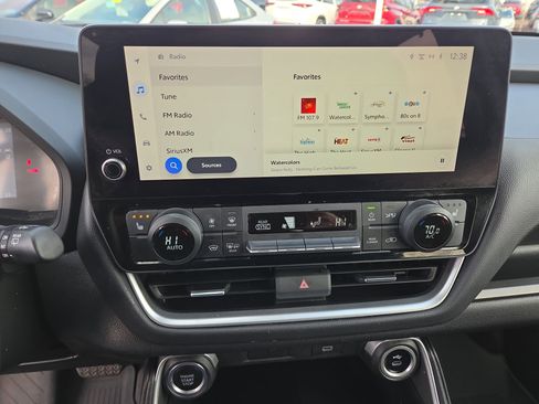 Certified 2024 Toyota Grand Highlander XLE AWD image 22