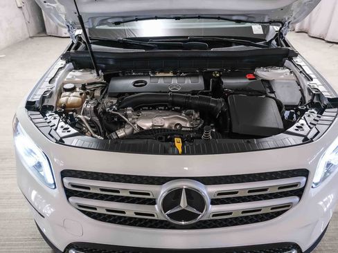 Used 2021 Mercedes-Benz GLB 250 image 32