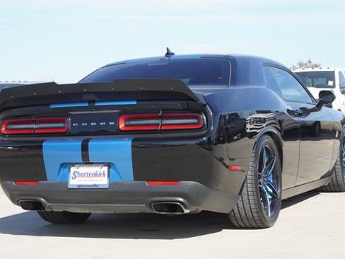 Used 2023 Dodge Challenger R/T Scat Pack w/ Plus Package RWD image 9