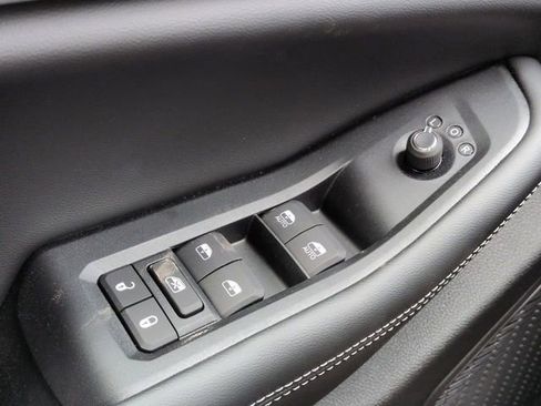 New 2026 Jeep Grand Cherokee L 2WD image 25