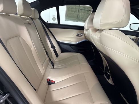 Used 2025 BMW 330i Sedan image 25