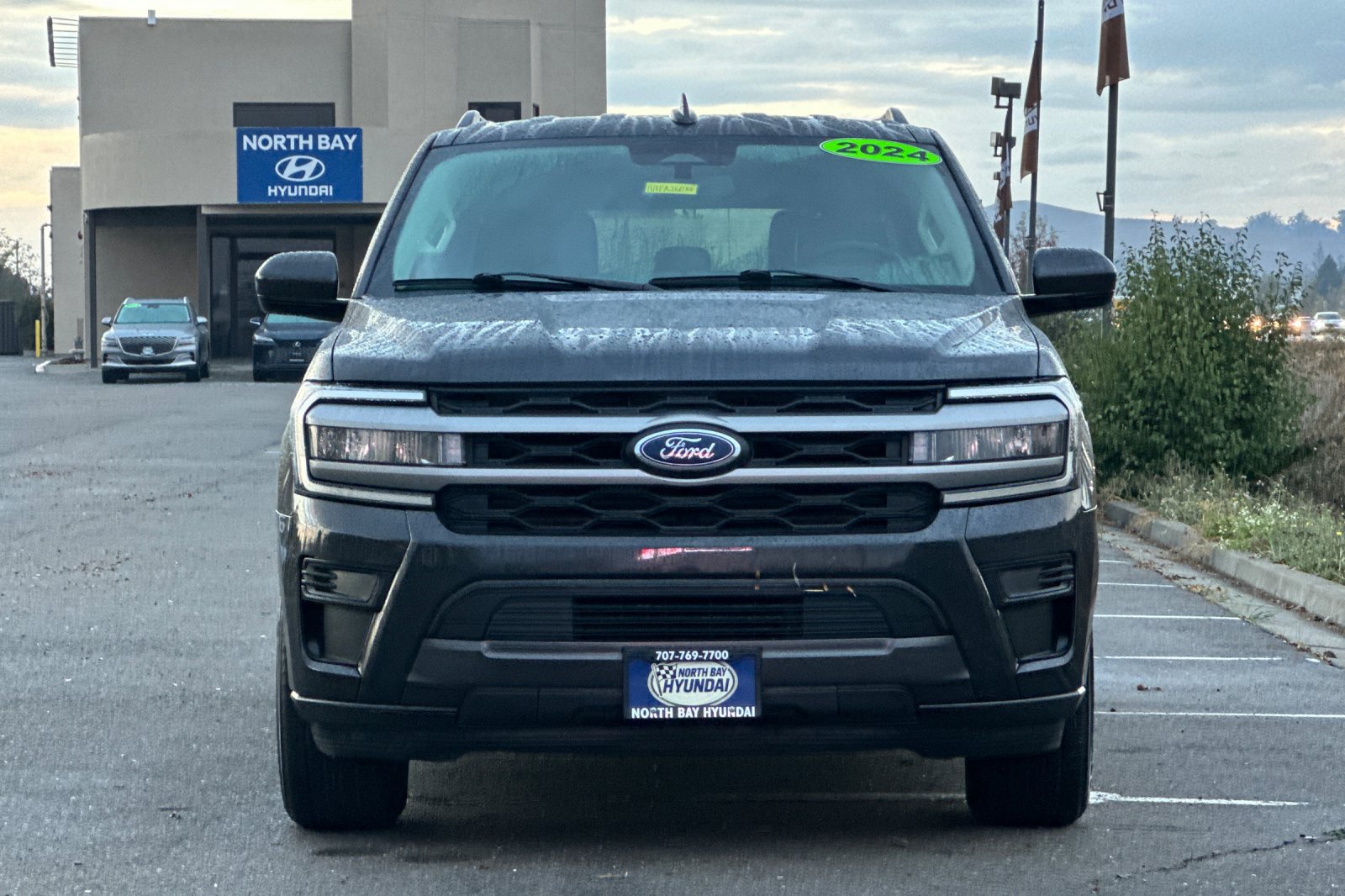 Used 2024 Ford Expedition Max XLT AWD/4WD image 9
