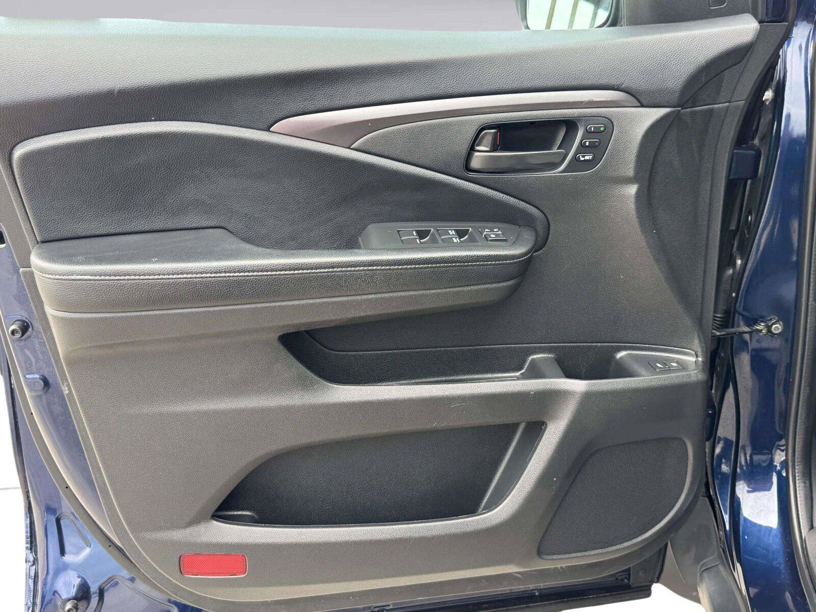 Used 2022 Honda Passport EX-L image 18