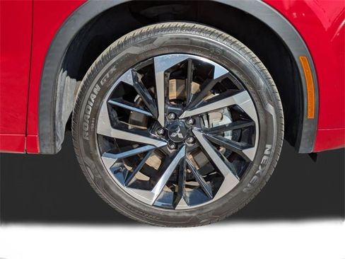 Used 2022 Mitsubishi Outlander SEL image 11