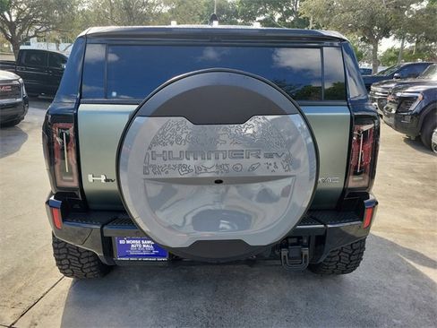 Used 2024 GMC Hummer EV 3X image 3