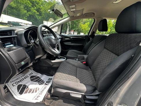 Used 2017 Honda Fit LX image 9