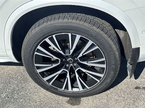 Used 2023 Volvo XC90 T8 Plus AWD/4WD image 29