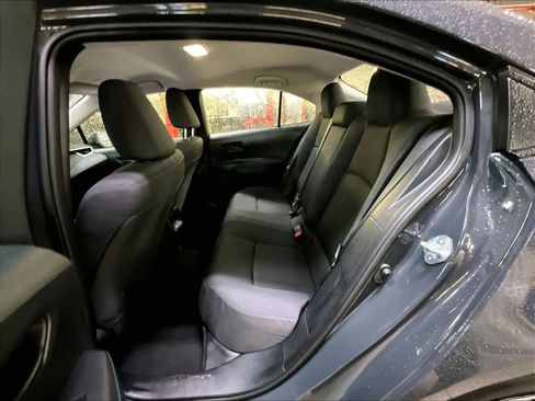 Used 2025 Toyota Corolla LE image 15