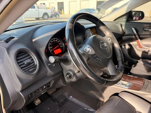 Used 2011 Nissan Maxima 3.5 SV w/ Premium Pkg FWD image 17