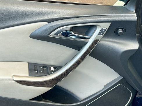 Used 2015 Buick Verano w/ Comfort Package image 18