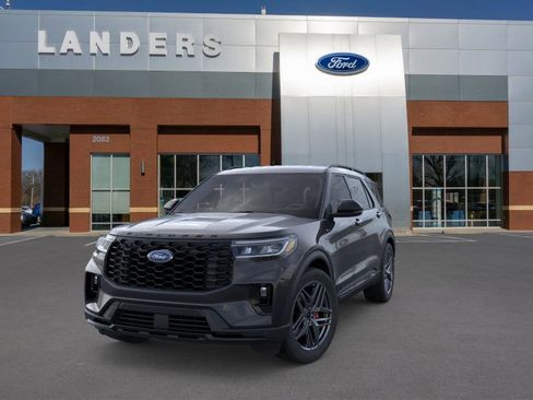 New 2025 Ford Explorer ST-Line w/ Premium Package image 2