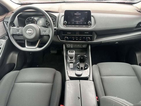 Used 2023 Nissan Rogue S AWD/4WD image 13