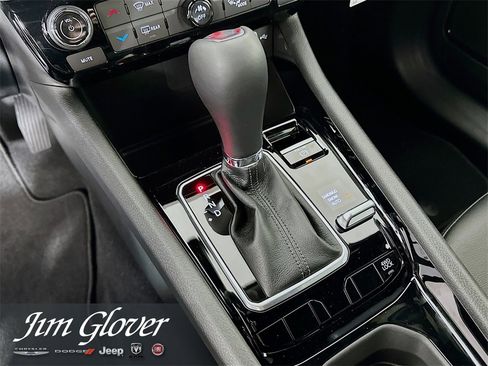 New 2026 Jeep Compass Latitude image 35