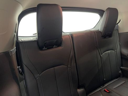 Used 2023 INFINITI QX60 Luxe w/ Performance Audio Package image 42