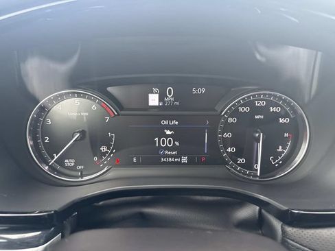 Certified 2024 Cadillac XT5 Premium Luxury AWD/4WD image 38