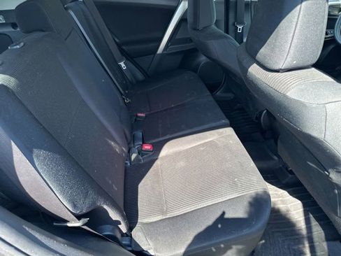 Used 2015 Toyota RAV4 LE FWD image 23