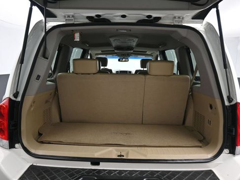 Used 2011 Nissan Armada Platinum w/ 2nd Row Captain Seat Pkg RWD image 52