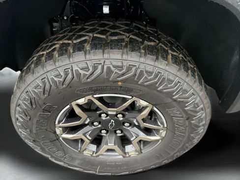 New 2026 Chevrolet Colorado ZR2 w/ Technology Package image 10