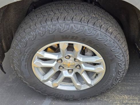 Used 2023 Chevrolet Silverado 1500 LT image 11