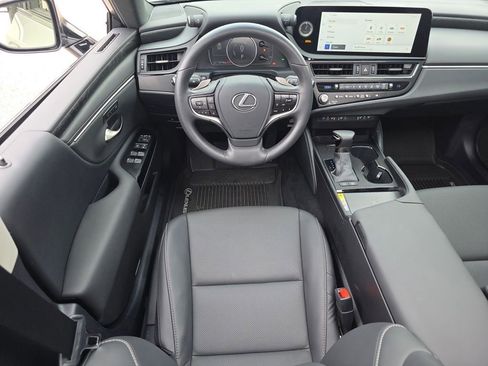 Certified 2025 Lexus ES 300h 300h image 19