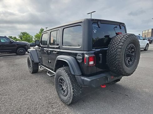 Used 2022 Jeep Wrangler Unlimited Rubicon w/ Xtreme Recon 35" Tire Package AWD/4WD image 5
