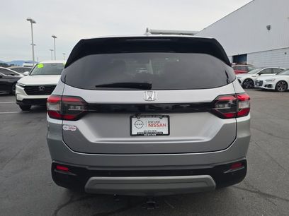 Used 2025 Honda Pilot EX-L