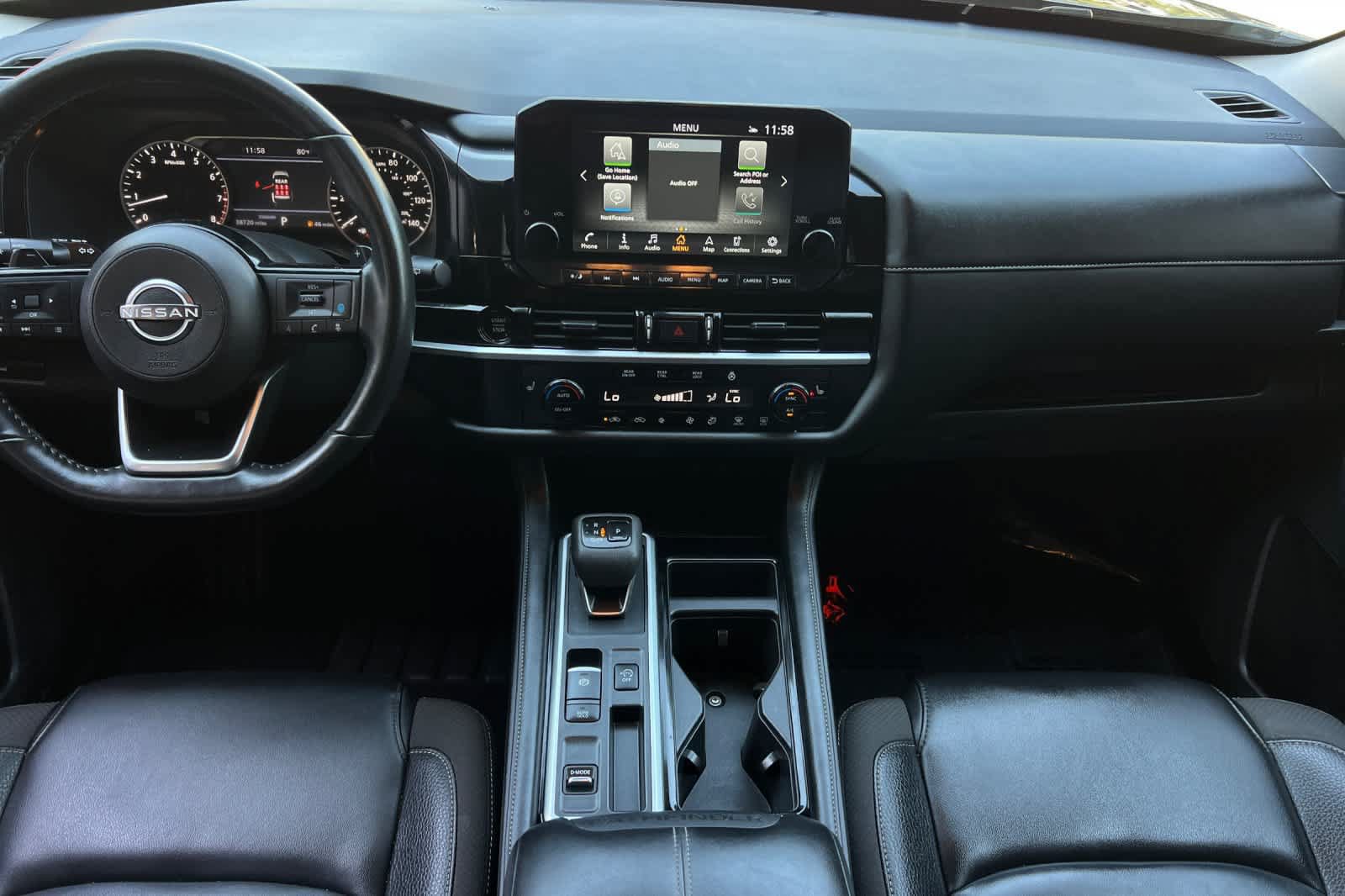 Used 2025 Nissan Pathfinder SL FWD image 4