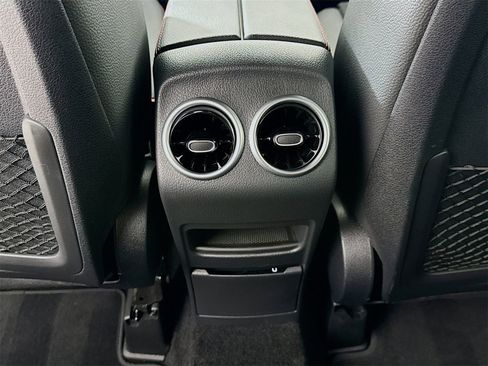 Certified 2025 Mercedes-Benz GLB 250 image 26