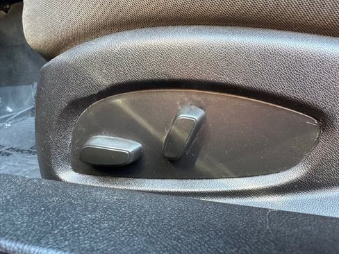 Used 2016 Chevrolet Camaro LT image 40