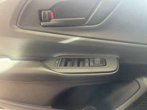 Used 2025 Toyota Prius LE image 20