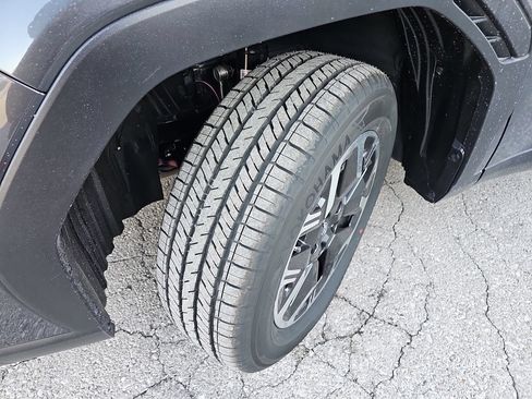 New 2026 Subaru Forester Premium AWD/4WD image 32