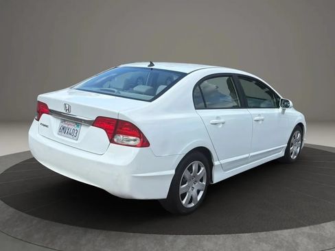Used 2010 Honda Civic LX image 6