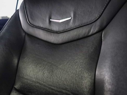 Used 2023 Cadillac XT6 Premium Luxury FWD image 12