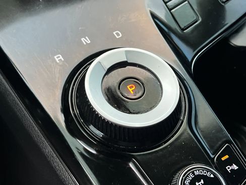 Used 2023 Kia Sportage LX image 21