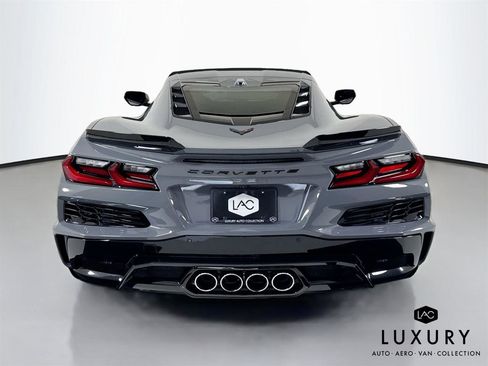 Used 2025 Chevrolet Corvette Z06 image 7