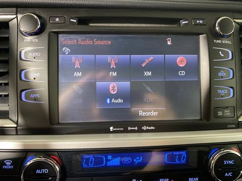 Used 2019 Toyota Highlander SE AWD/4WD image 20