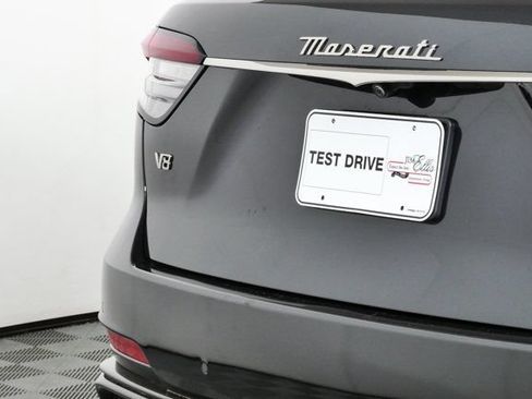 Certified 2022 Maserati Levante Trofeo AWD/4WD image 38