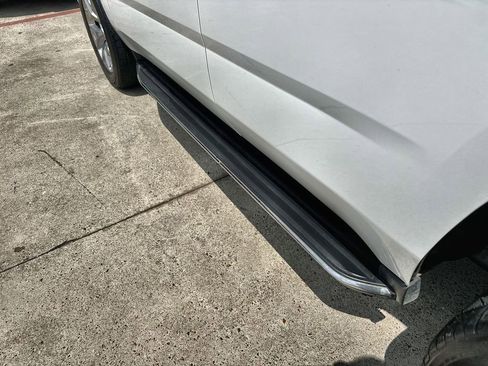 Used 2018 GMC Yukon SLT w/ Open Road Package RWD image 13