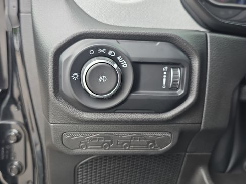 Certified 2025 Jeep Wrangler Unlimited Sport AWD/4WD image 24
