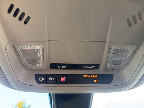 Used 2017 Chevrolet Malibu LS image 29