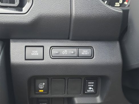 New 2026 Nissan Frontier SV image 22