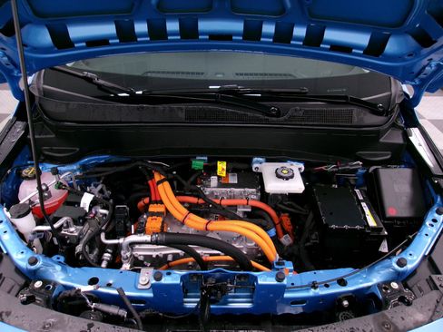 New 2027 Chevrolet Bolt RS w/ Technology Package FWD image 18