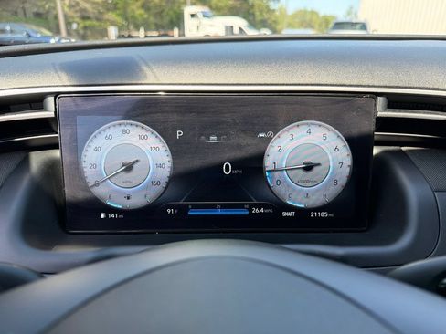 Certified 2024 Hyundai Tucson Limited AWD/4WD image 13