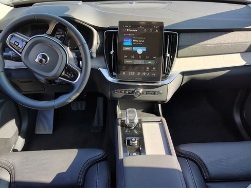 New 2026 Volvo XC90 B6 Ultra image 12