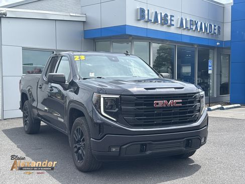 Used 2023 GMC Sierra 1500 Elevation AWD/4WD image 1