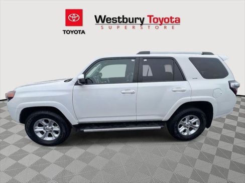 Certified 2020 Toyota 4Runner SR5 image 10