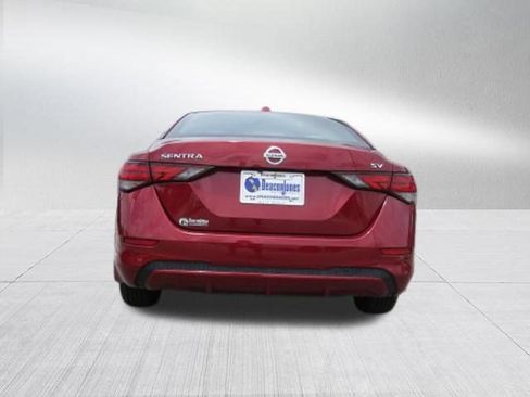 Used 2021 Nissan Sentra SV FWD image 4